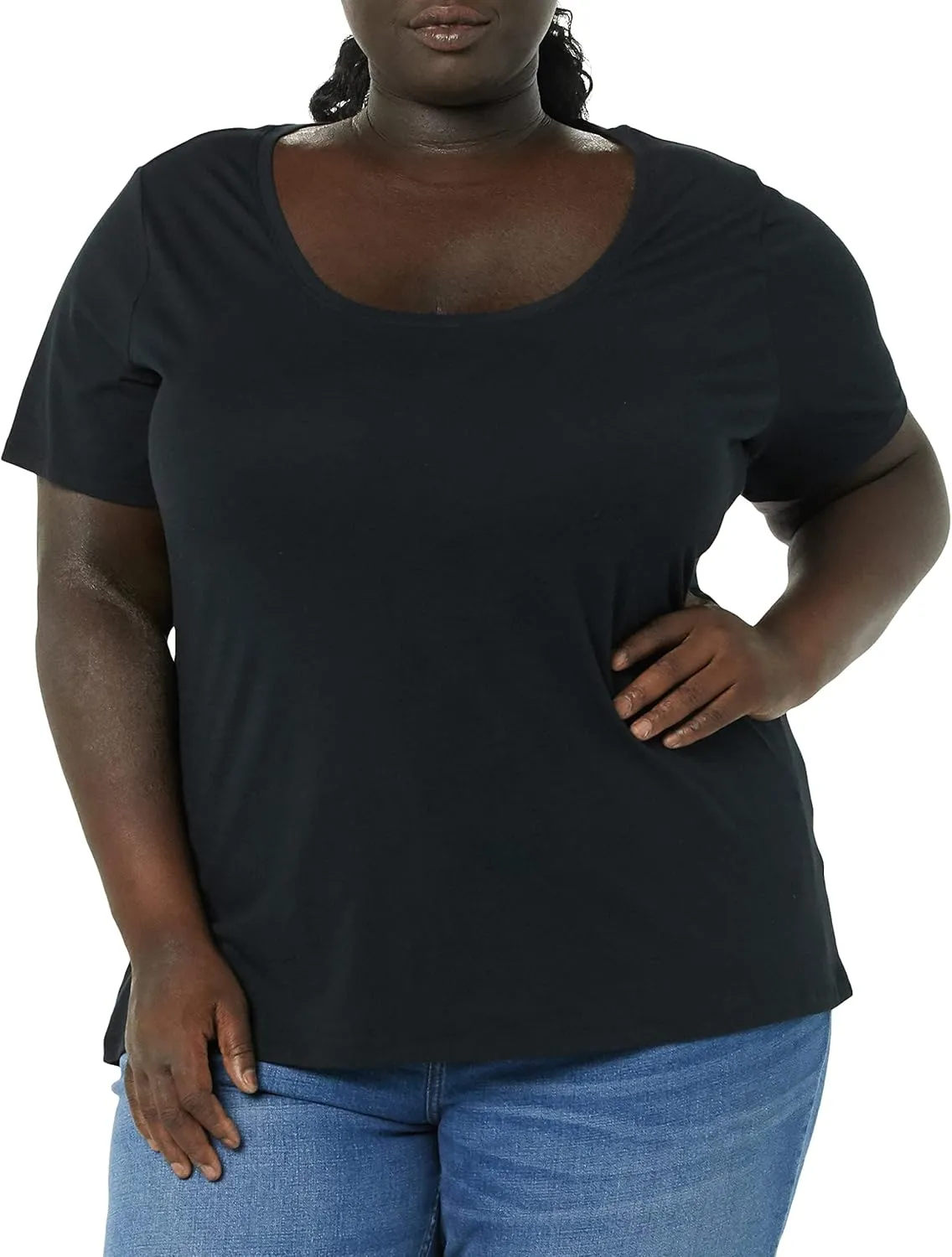 Amazon Essentials Women's Classic-Fit Short-Sleeve Scoop Neck T-Shirt (Available in Plus Size), Pack of 2