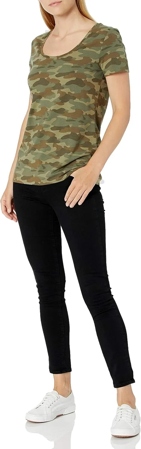 Amazon Essentials Women's Classic-Fit Short-Sleeve Scoop Neck T-Shirt (Available in Plus Size), Pack of 2