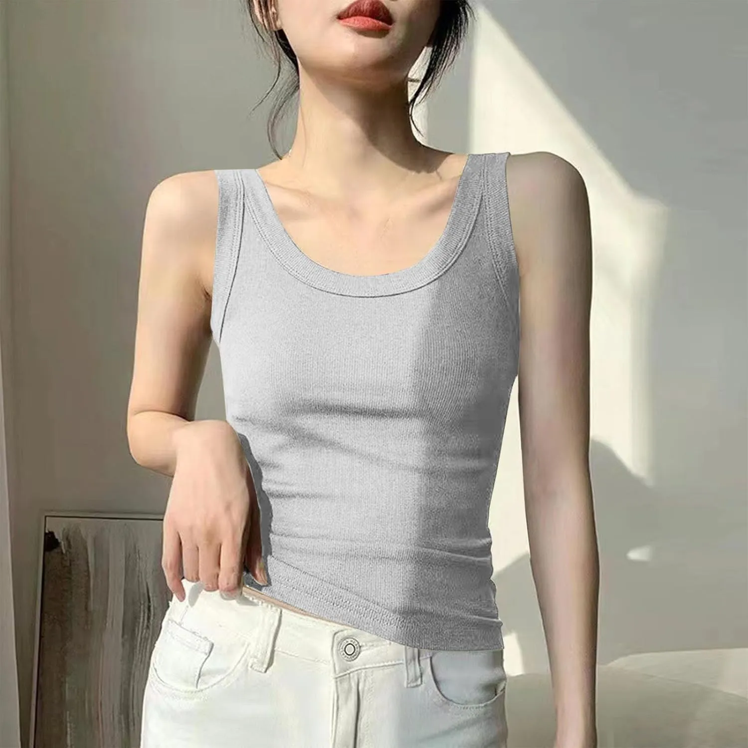 Crop Tank Tops for Women Scoop Neck Ribbed Knit Slim Fit Basic Tees Summer Going Out Top Teen Girls Sleeveless Shirt
