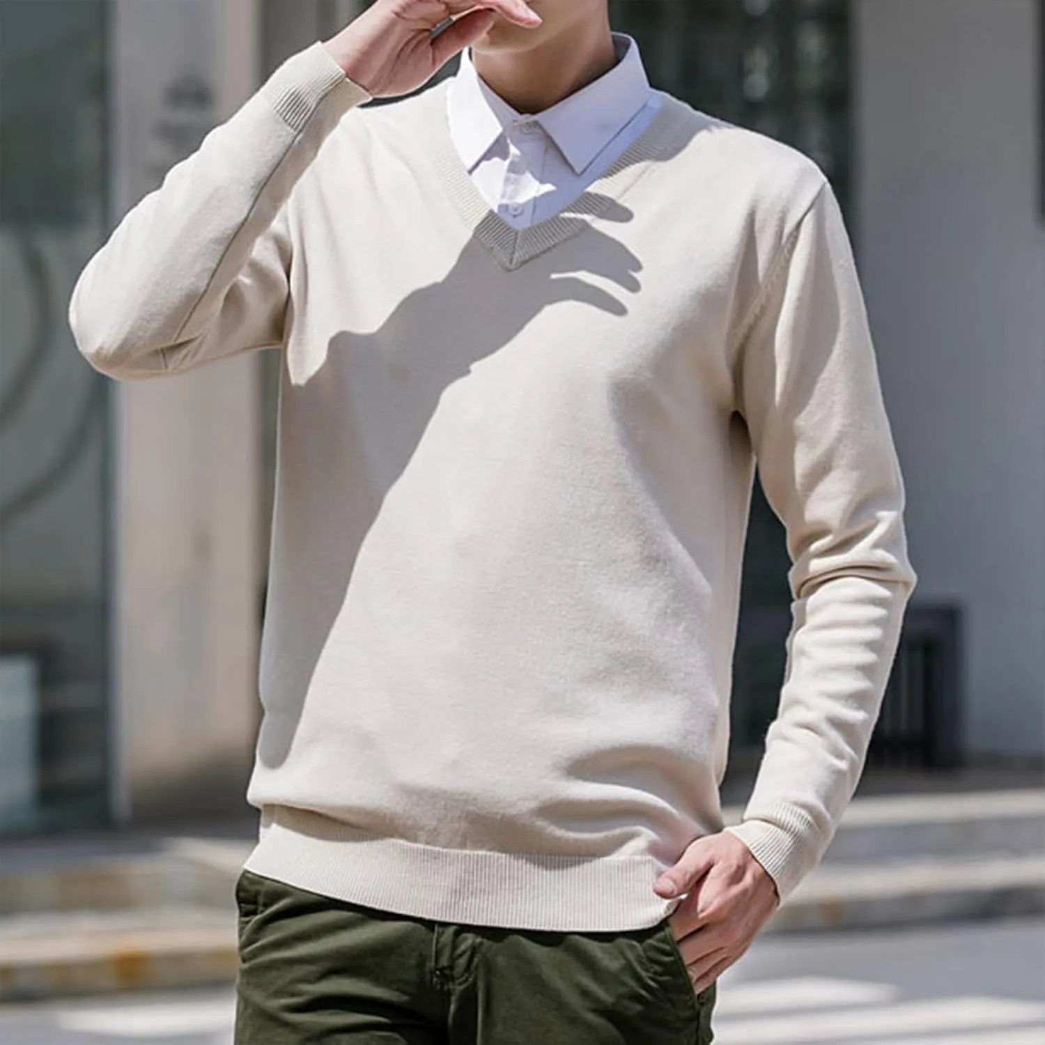 Men's Wool Blend V-Neck Sweater Relaxed Fit Thin Knit Soft Touch Long Sleeve Pullover Fashion Fall Winter Base Shirt