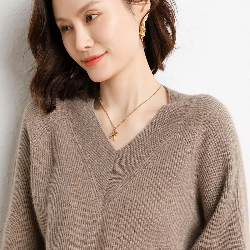 Women's Cashmere and Merino Wool Blend V Neck Sweater Lightweight Knit Sweater