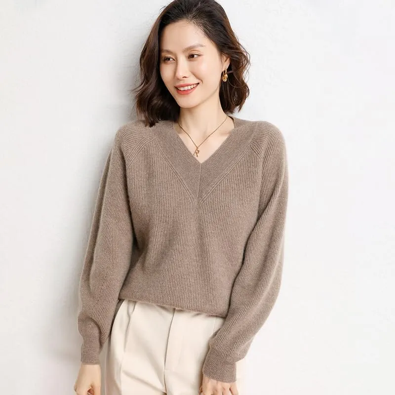 Women's Cashmere and Merino Wool Blend V Neck Sweater Lightweight Knit Sweater