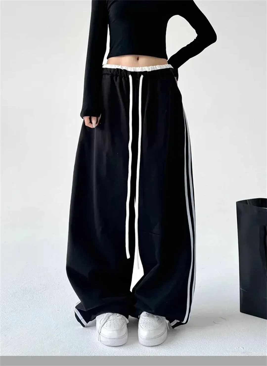 Women's High Waist Straight Leg Sports Pants Elastic Waist Wide Leg Casual Loose Fit Full Length Trousers for Dancing