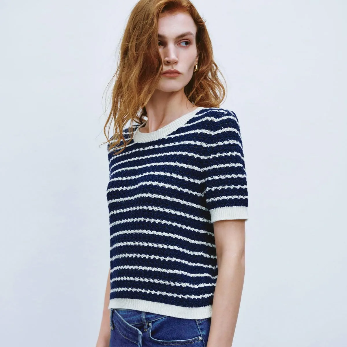 Women's Short Sleeve Sweaters Crewneck Knit Tops Casual Striped 2025 Trendy Soft Summer Blouses