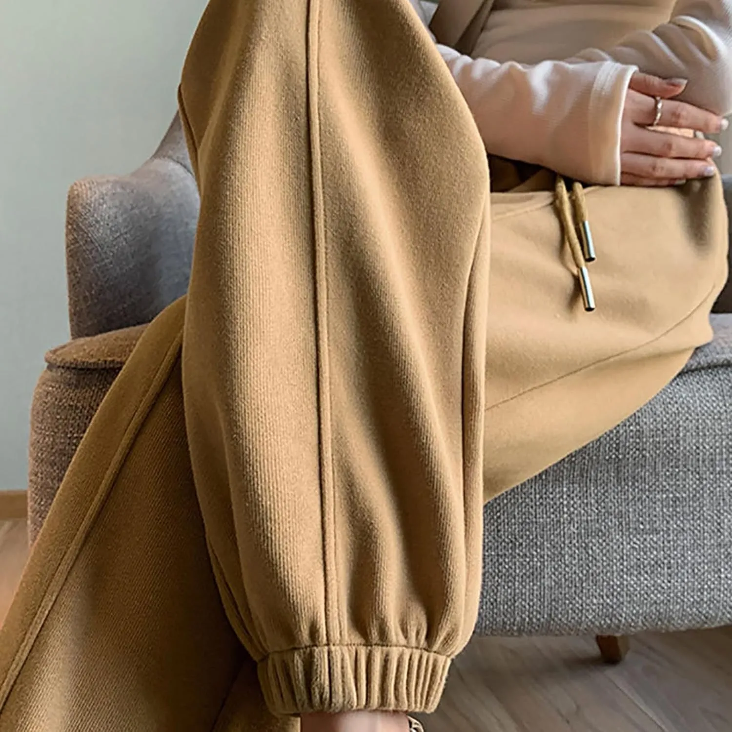 XUNRYAN Sweatpants Women Joggers with Pockets Fleece Lined Lounge Yoga Pants Wide Leg Trousers Winter Warm Loungewear